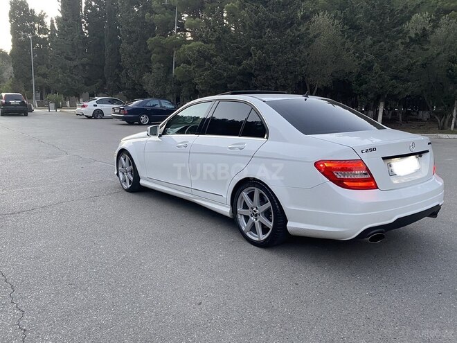 Mercedes C 250 2012, 157,000 km - 1.8 л - Bakı