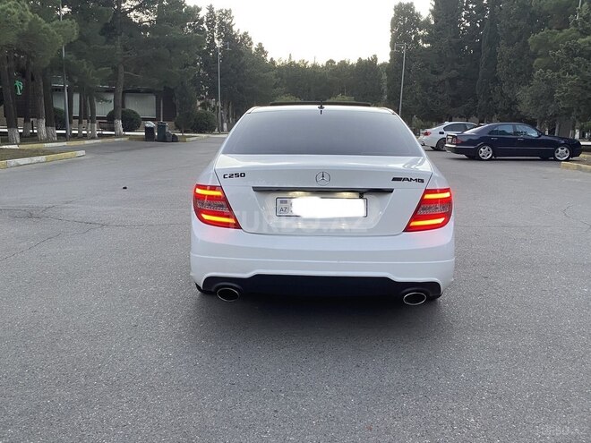 Mercedes C 250 2012, 157,000 km - 1.8 л - Bakı