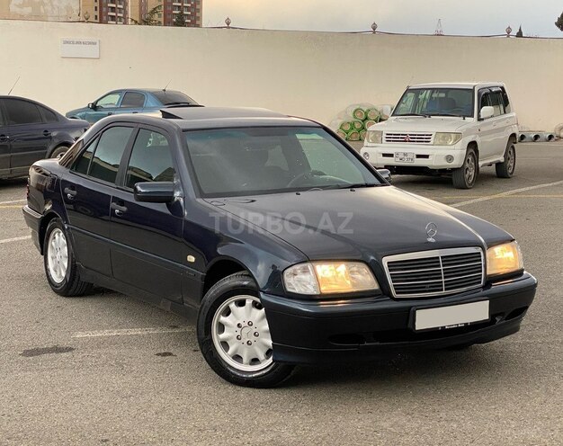 Mercedes C 220 1998, 322,000 km - 2.2 l - Gəncə