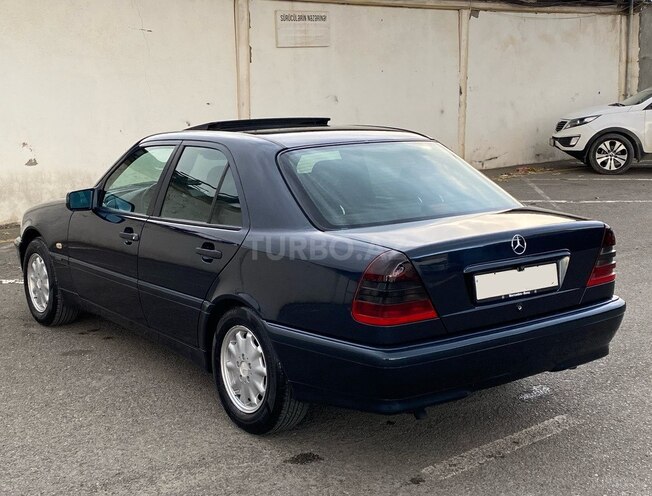 Mercedes C 220 1998, 322,000 km - 2.2 l - Gəncə