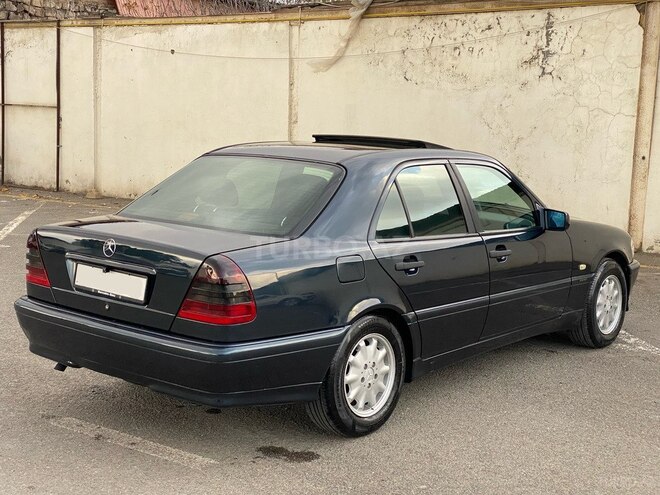 Mercedes C 220 1998, 322,000 km - 2.2 l - Gəncə