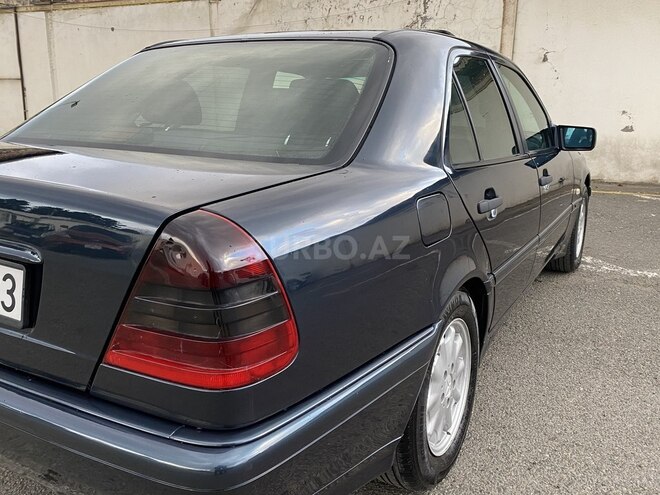 Mercedes C 220 1998, 322,000 km - 2.2 l - Gəncə