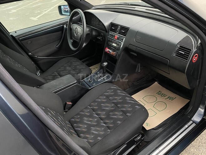 Mercedes C 220 1998, 322,000 km - 2.2 l - Gəncə