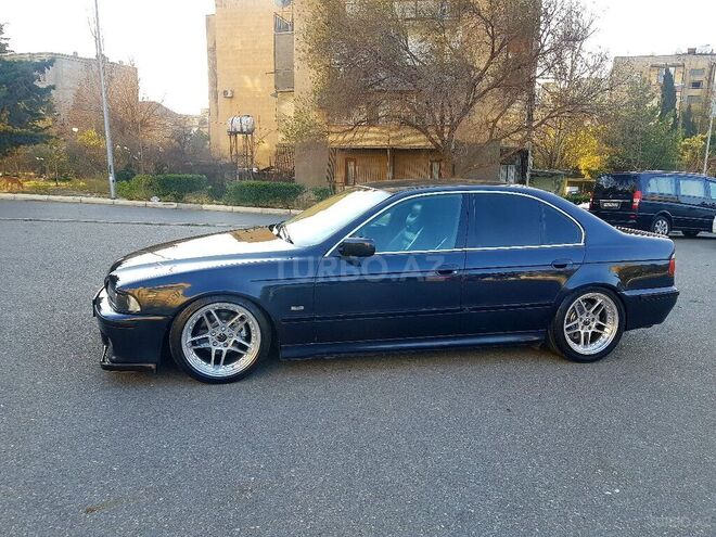 BMW 528 1999, 358,000 km - 2.8 l - Bakı