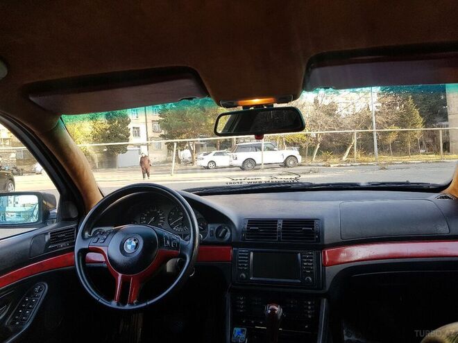 BMW 528 1999, 358,000 km - 2.8 l - Bakı