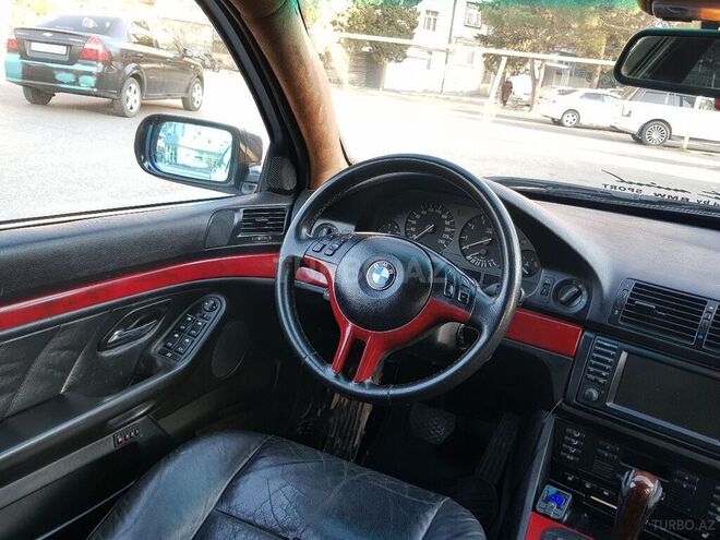 BMW 528 1999, 358,000 km - 2.8 l - Bakı