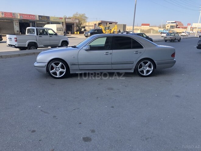 Mercedes E 280 1999, 563,879 km - 2.8 l - Sumqayıt