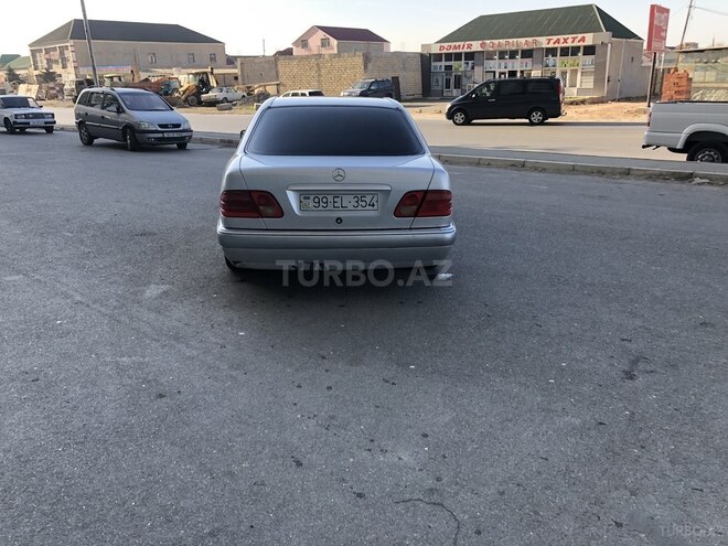 Mercedes E 280 1999, 563,879 km - 2.8 l - Sumqayıt