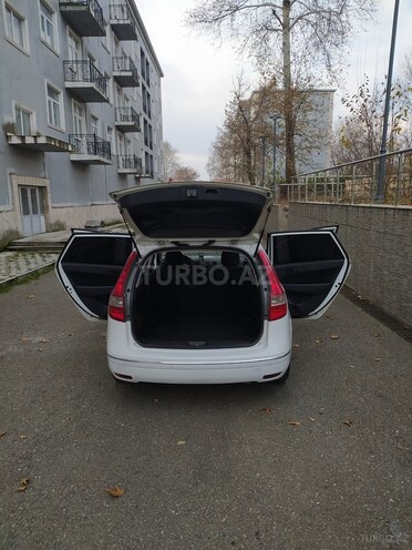 Hyundai i30 2010, 231,000 km - 1.6 l - Bakı