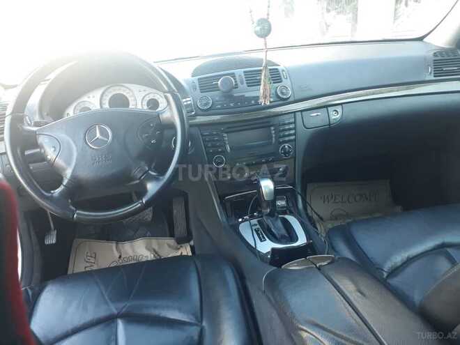 Mercedes E 240 2003, 288,000 km - 2.6 l - Bakı
