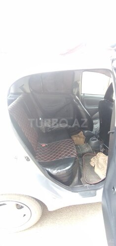 Toyota Vitz 2002, 172,000 km - 1.0 l - Quba