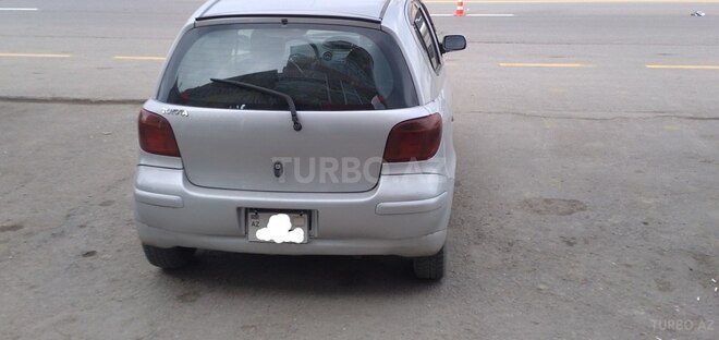 Toyota Vitz 2002, 172,000 km - 1.0 l - Quba
