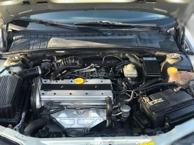 Opel Vectra 1996, 280,000 km - 1.8 л - Beyləqan