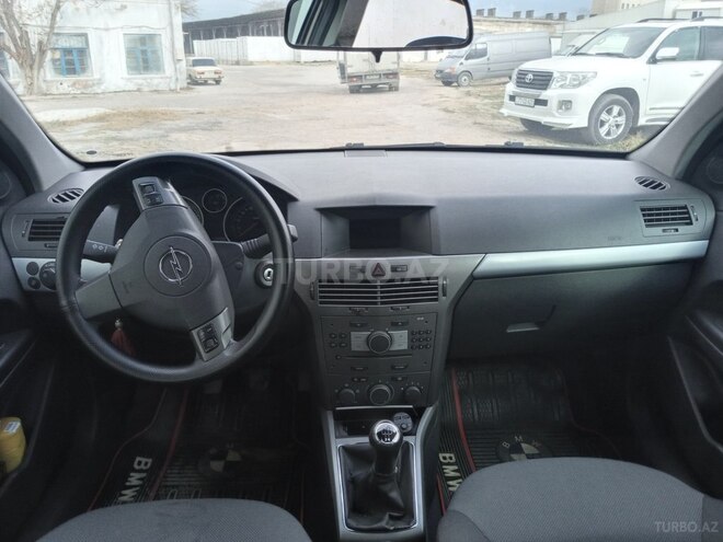 Opel Astra 2006, 211,000 km - 1.4 l - Bakı