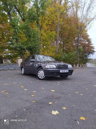 Mercedes C 240 1997, 365,000 km - 2.4 l - İsmayıllı