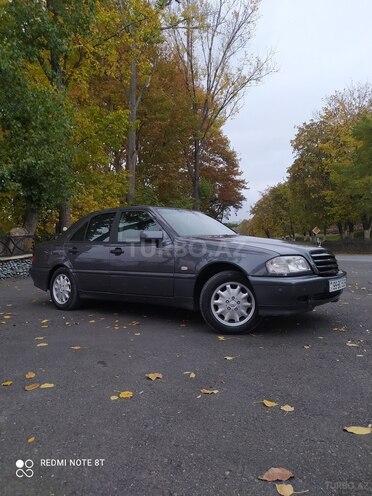 Mercedes C 240 1997, 365,000 km - 2.4 l - İsmayıllı