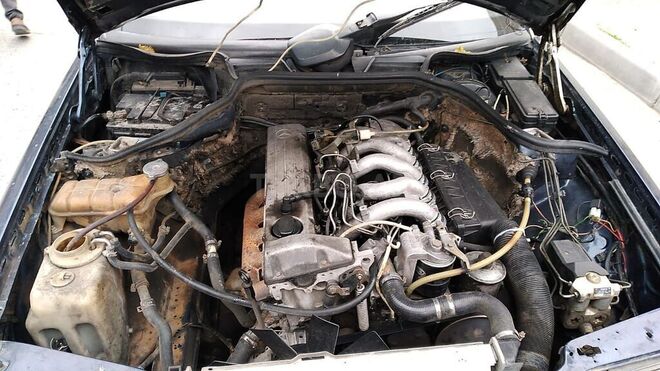 Mercedes E 220 1992, 250,000 km - 2.2 l - Bakı