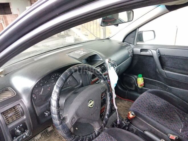 Opel Astra 1998, 112,000 km - 1.6 л - Neftçala
