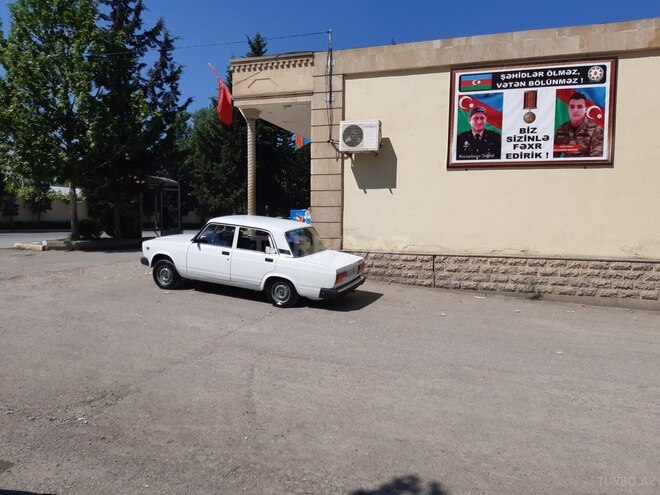 LADA (VAZ) 2107 2011, 46,500 km - 1.6 l - Yevlax