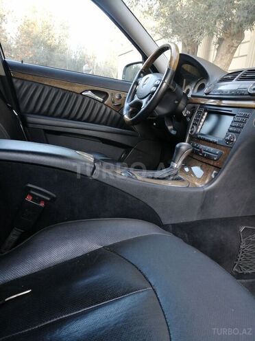 Mercedes E 350 2006, 375,000 km - 3.5 l - Bakı