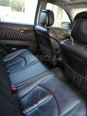 Mercedes E 350 2006, 375,000 km - 3.5 l - Bakı