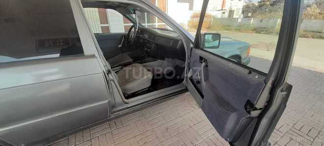Mercedes 190 1990, 198,000 km - 2.0 l - Sabirabad