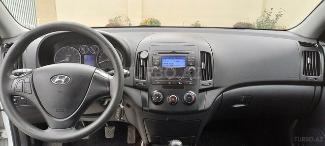 Hyundai i30 2009, 187,000 km - 1.4 л - Bakı