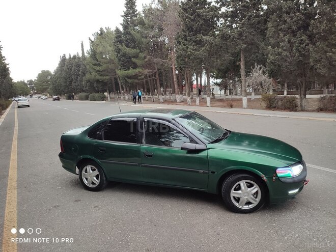 Opel Vectra 1996, 327,244 km - 2.0 л - Sumqayıt