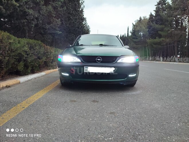 Opel Vectra 1996, 327,244 km - 2.0 л - Sumqayıt