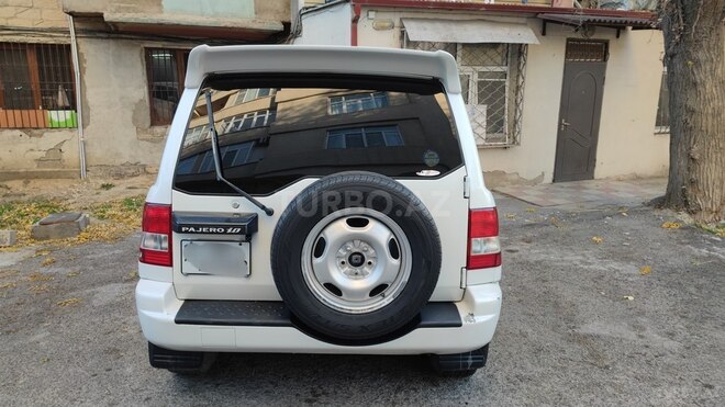 Mitsubishi Pajero io 2000, 270,000 km - 2.0 л - Bakı