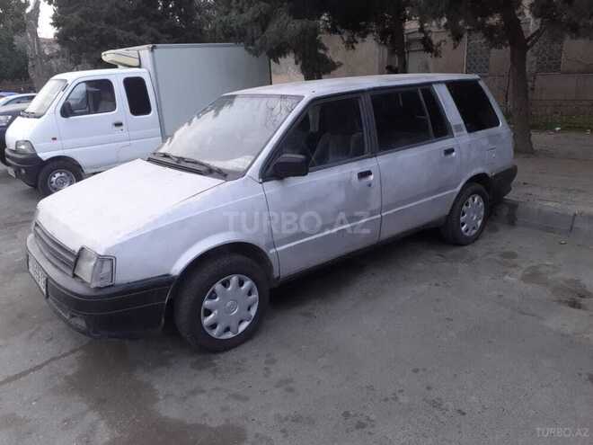 Mitsubishi Lancer 1988, 100,000 km - 2.0 l - Bakı