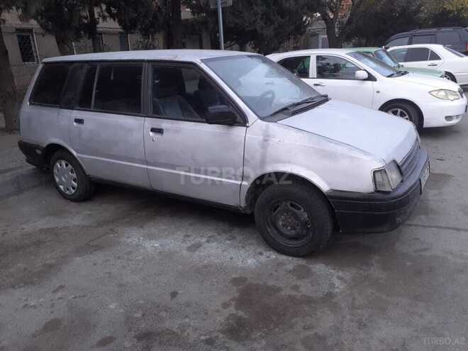 Mitsubishi Lancer 1988, 100,000 km - 2.0 l - Bakı