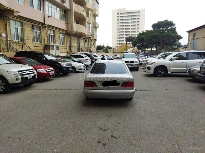 Mercedes E 200 1997, 500,000 km - 2.0 l - Bakı