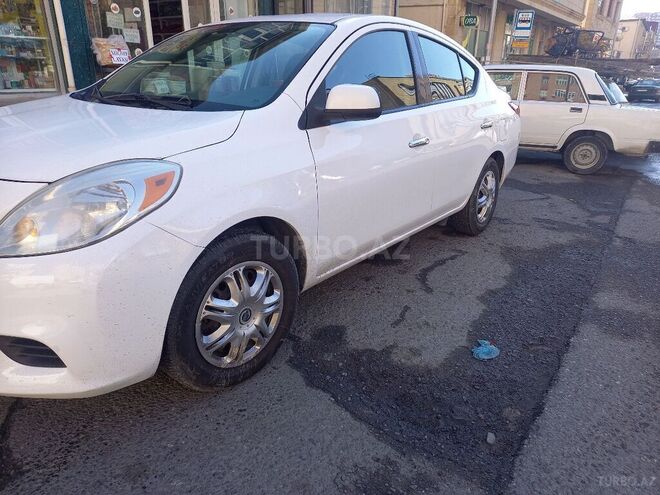 Nissan Versa 2013, 95,000 km - 1.6 л - Bakı