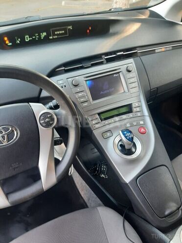 Toyota Prius 2013, 101,000 km - 1.8 l - Bakı