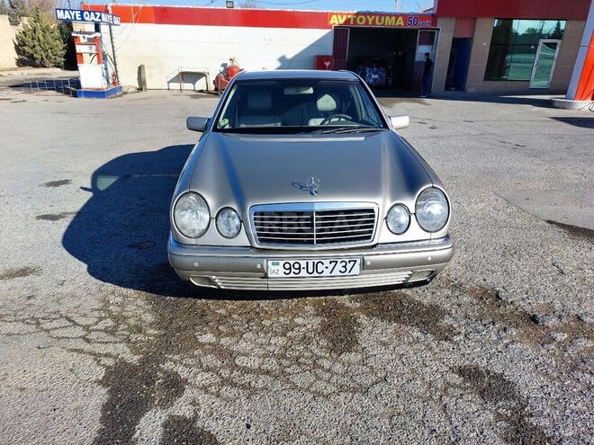 Mercedes E 220 1998, 250,000 km - 2.2 l - Sumqayıt