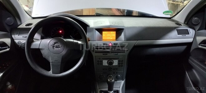 Opel Astra 2005, 154,000 km - 1.4 l - Bakı