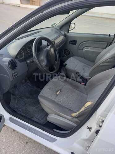 Dacia Logan 2006, 379,191 km - 1.5 l - Bakı