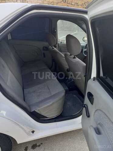 Dacia Logan 2006, 379,191 km - 1.5 l - Bakı