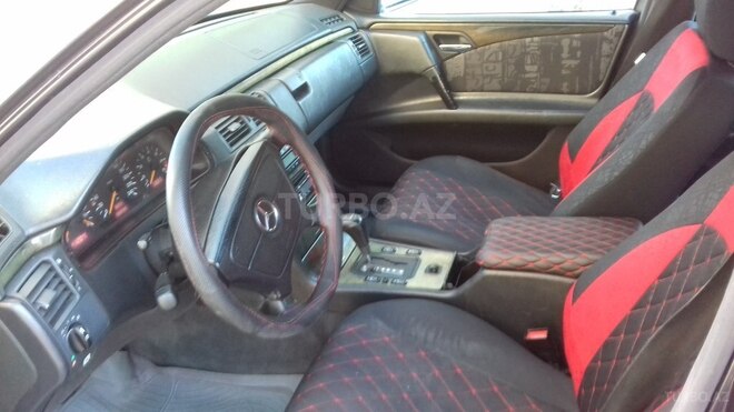 Mercedes E 200 1996, 250,600 km - 2.0 л - Bakı
