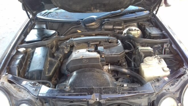 Mercedes E 200 1996, 250,600 km - 2.0 л - Bakı