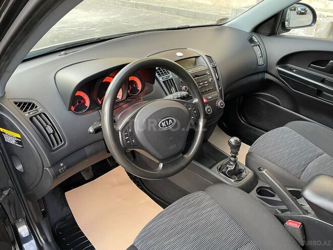 Kia Ceed 2009, 175,000 km - 1.4 l - Gəncə
