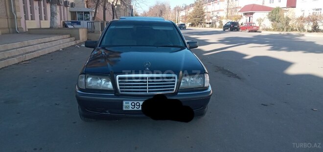Mercedes C 220 1999, 720,000 km - 2.2 л - Sabirabad