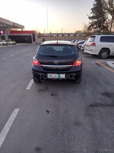 Opel Astra 2009, 275,000 km - 1.4 л - Sabirabad