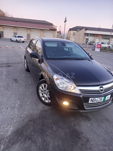 Opel Astra 2009, 275,000 km - 1.4 л - Sabirabad