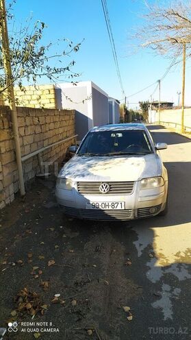 Volkswagen Passat 2003, 270,000 km - 1.8 l - Bakı