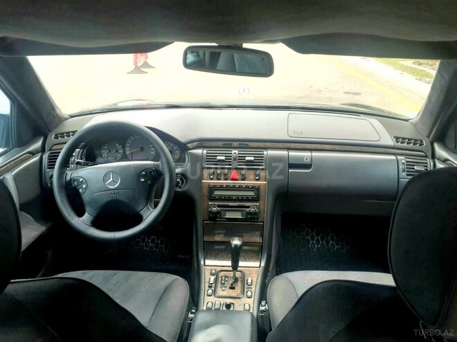 Mercedes E 260 1999, 280,000 km - 2.6 л - Gəncə