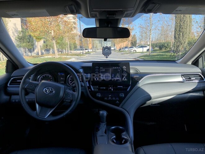 Toyota Camry 2021, 23,500 km - 2.5 л - Bakı