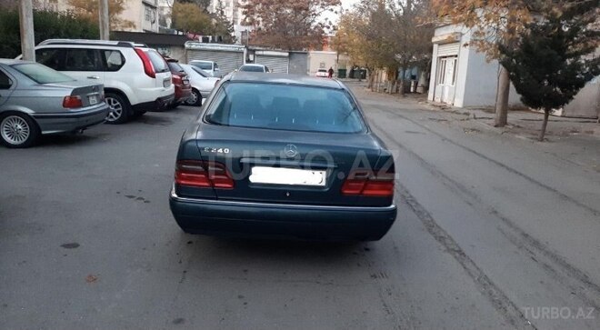 Mercedes E 240 1999, 280,000 km - 2.4 l - Bakı