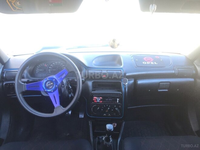Opel Astra 1995, 414,000 km - 1.6 l - Bakı